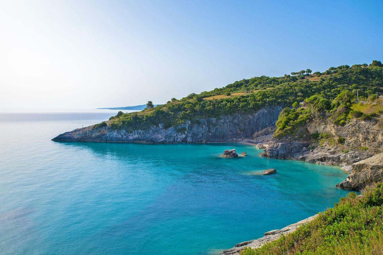 Coastal Paradise Found - Komis' Private Pool Retreat Agios Nikolaos  Bagian luar foto