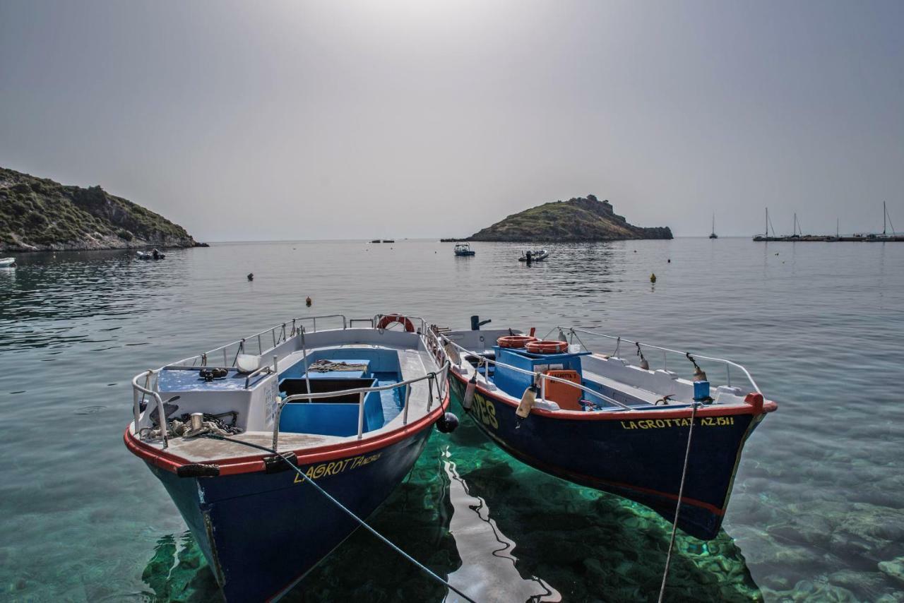 Coastal Paradise Found - Komis' Private Pool Retreat Agios Nikolaos  Bagian luar foto
